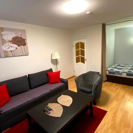 Your Home - Central Studio Apartment, Balcony, Parking & Self Check-In VNO Eksteriør bilde