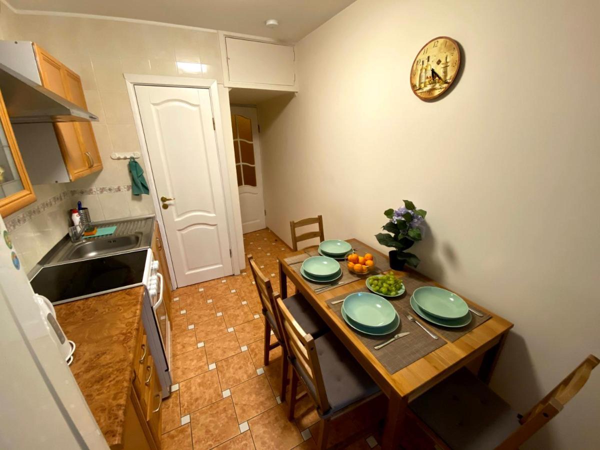 Your Home - Central Studio Apartment, Balcony, Parking & Self Check-In VNO Eksteriør bilde