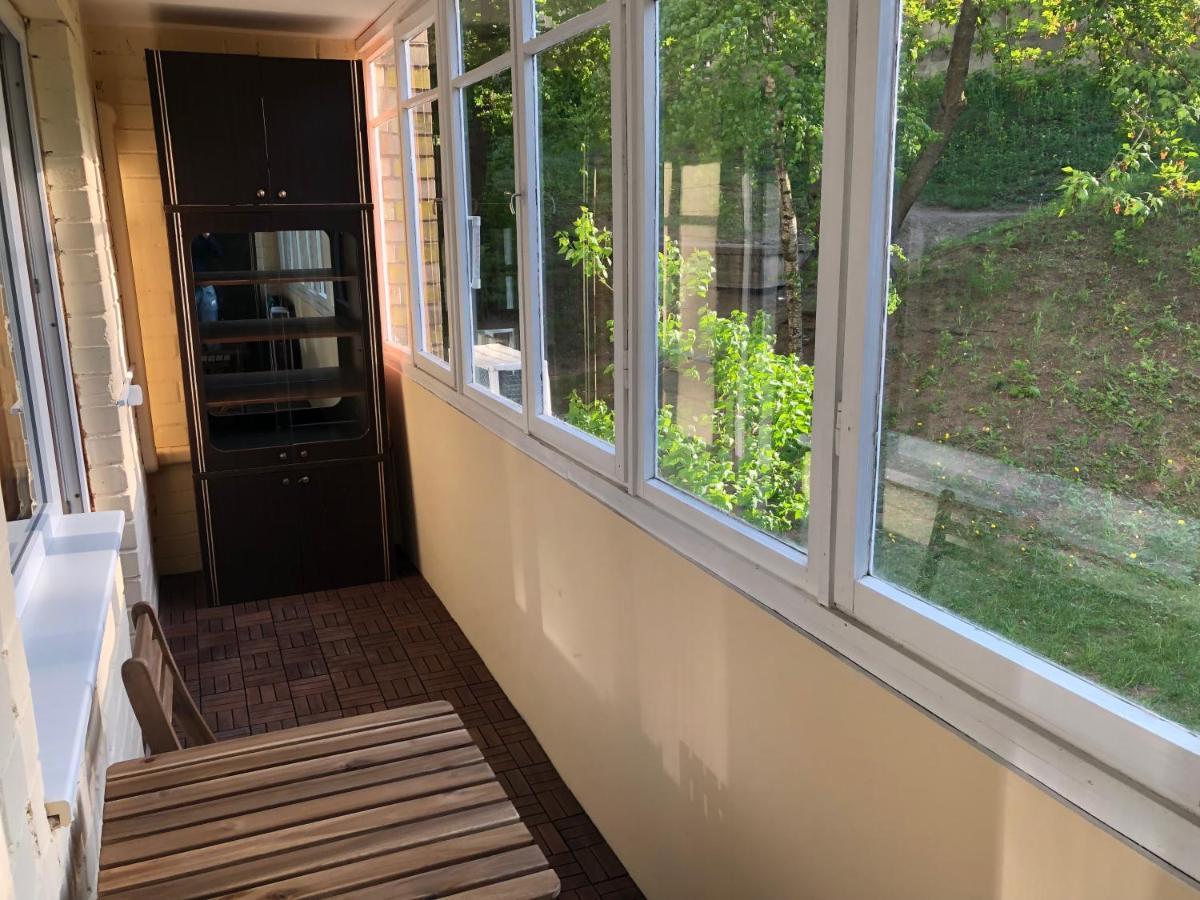 Your Home - Central Studio Apartment, Balcony, Parking & Self Check-In VNO Eksteriør bilde
